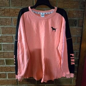 PINK LIGHTWEIGHT SWEATSHIRT W PINK LOGO ON BACK & ON BOTH LONG SLEEVES PEACH BLK